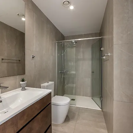 Emerald Bay Sea-front Penthouse Apartment Protaras